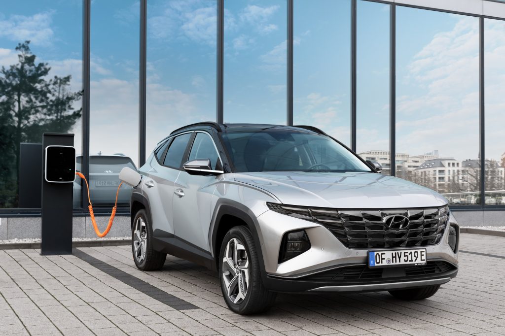 Hyundai Tucson plug-in Hybrid in review on SJB Smart Electricals